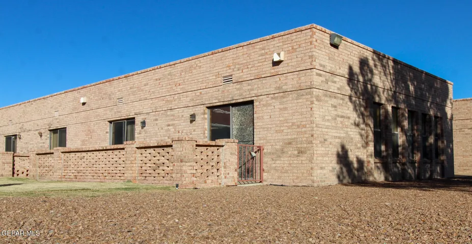7465 Stoney Hill 13c, El Paso, Texas 79904