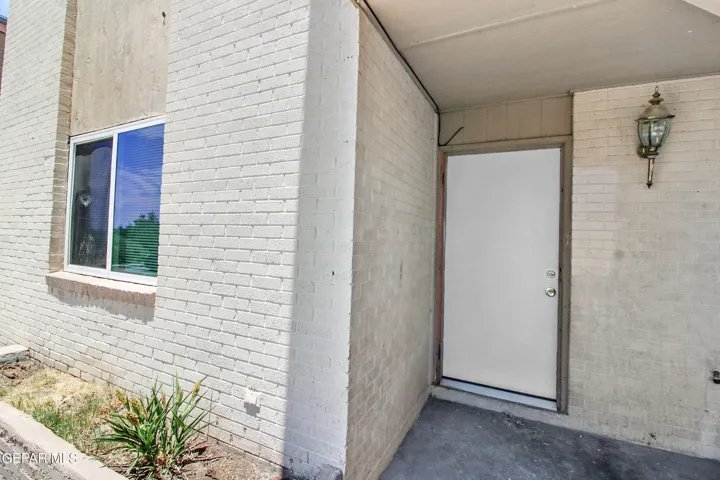 5200 Carousel Drive 1, El Paso, Texas 79912