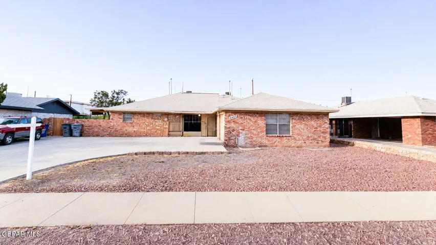 8405 & 840 Mettler Drive, El Paso, Texas 79925