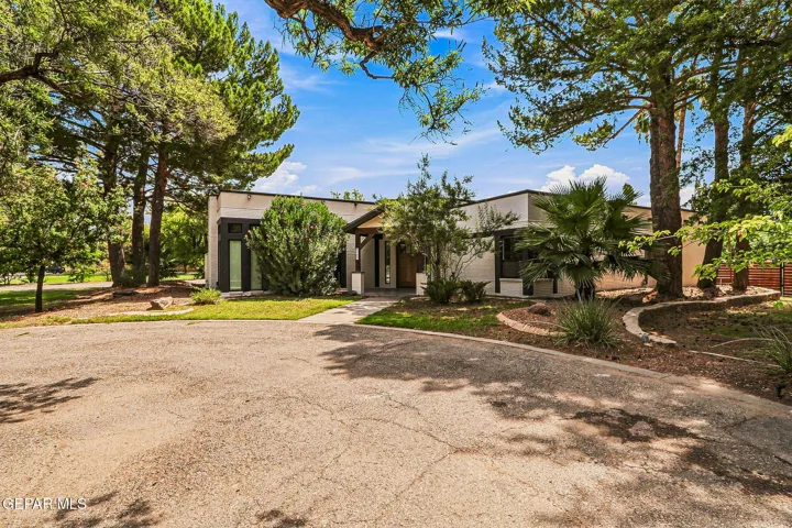 5100 Yucca Place, El Paso, Texas 79932