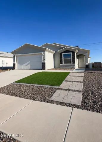 13800 Flora Vista Avenue, Horizon City, Texas 79928