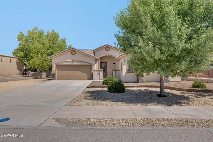 525 Valley Plum Avenue, El Paso, Texas 79932