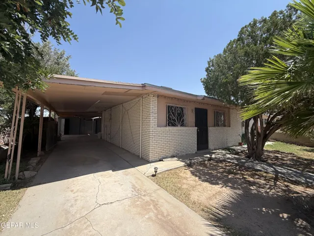 7289 Mimosa Avenue, El Paso, Texas 79915