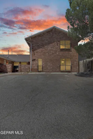 10537 Gran Cima Lane D, El Paso, Texas 79935