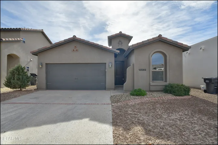 13562 Doncaster Street, El Paso, Texas 79928