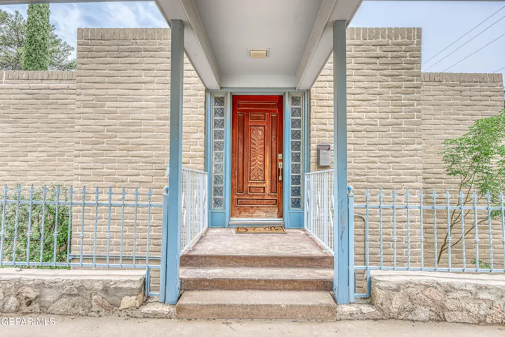3011 Piedmont Drive, El Paso, Texas 79902