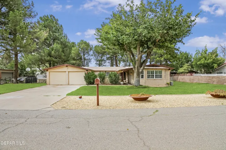 801 Montclair Drive, El Paso, Texas 79932