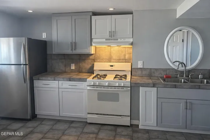 614 Marr Street C, El Paso, Texas 79903