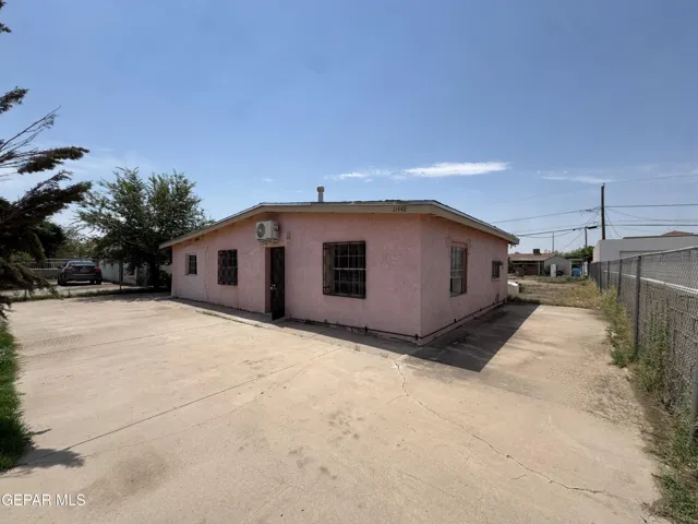 11448 Ernest Road, Socorro, Texas 79927
