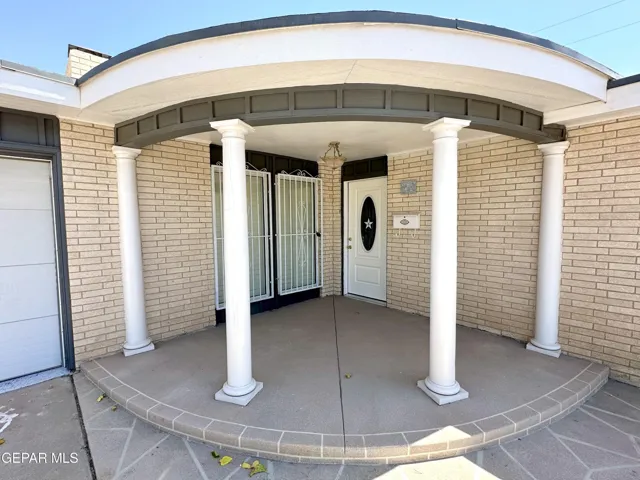 10101 Renfrew Drive, El Paso, Texas 79925
