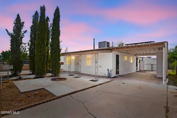 6432 Shirley Avenue, El Paso, Texas 79905