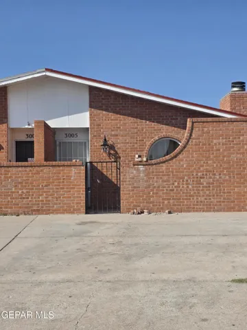 3005 Barkarian Place, El Paso, Texas 79936