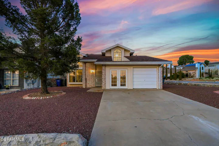 7420 Lakehurst Road, El Paso, Texas 79912