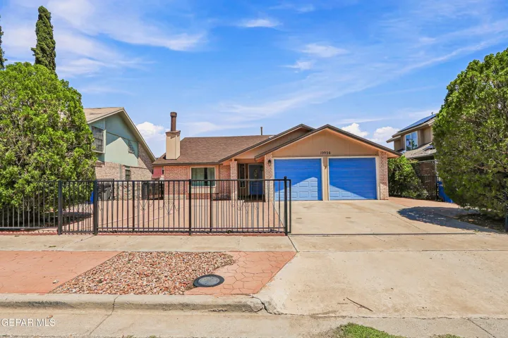 10936 Ernie Banks Drive, El Paso, Texas 79934