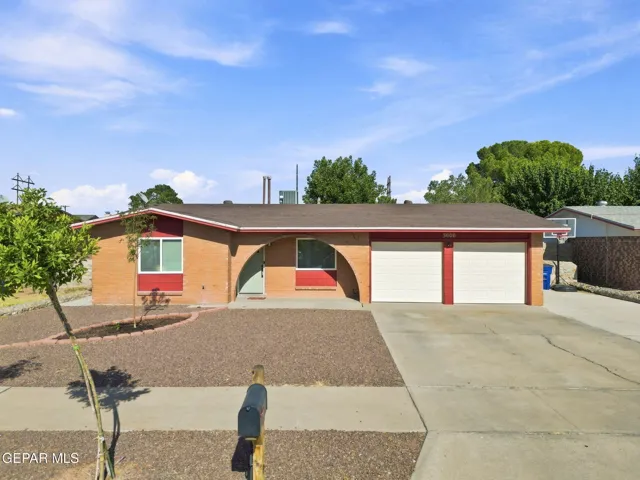 3000 Sea Breeze Drive, El Paso, Texas 79936