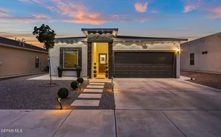 847 Magnolia Park Street, Sunland Park, New Mexico 88008