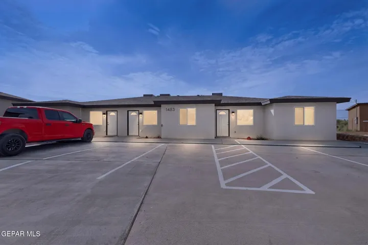 1483 O Sullivan Drive B, Horizon City, Texas 79928