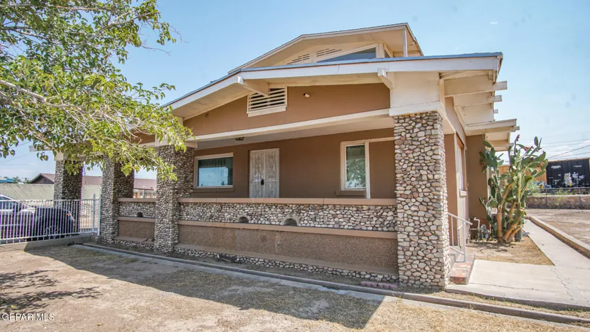 7600 Franklin Drive Front, El Paso, Texas 79915