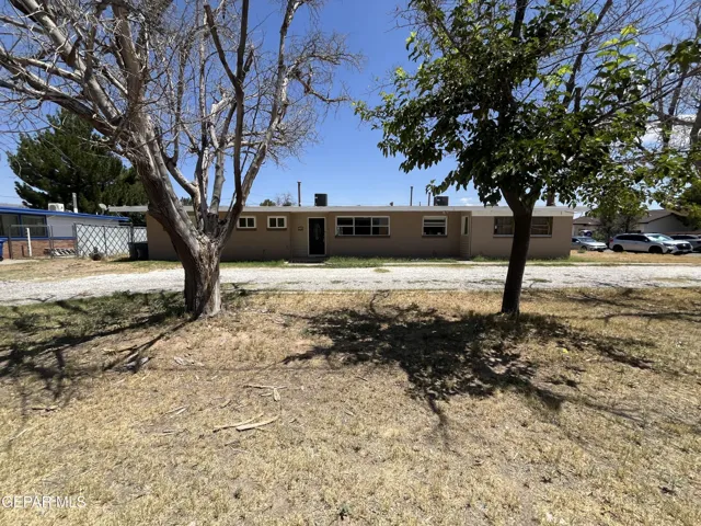 348 Bird Avenue, El Paso, Texas 79922