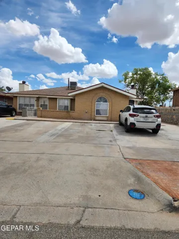11318 Lake Erie Drive, El Paso, Texas 79936