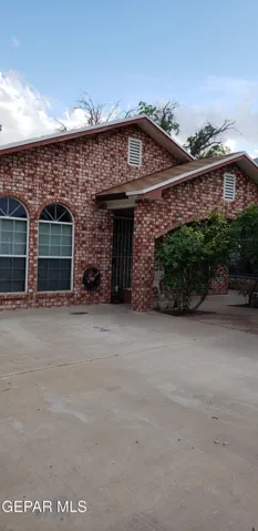 3026 Douglas A & B Avenue, El Paso, Texas 79903