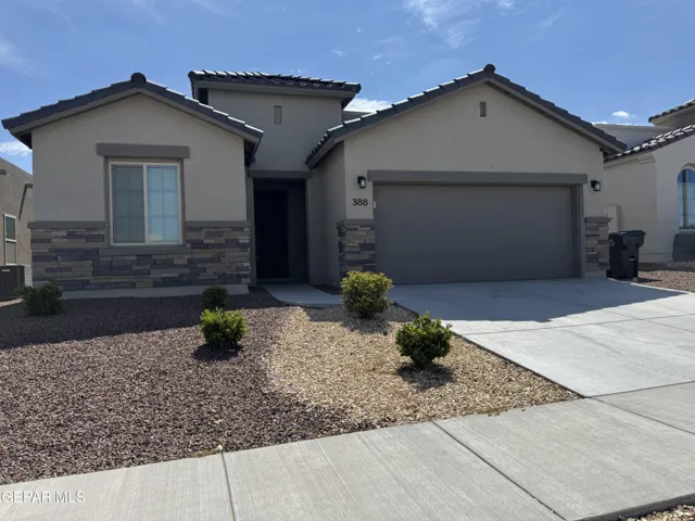 388 Nailseas Place, El Paso, Texas 79928