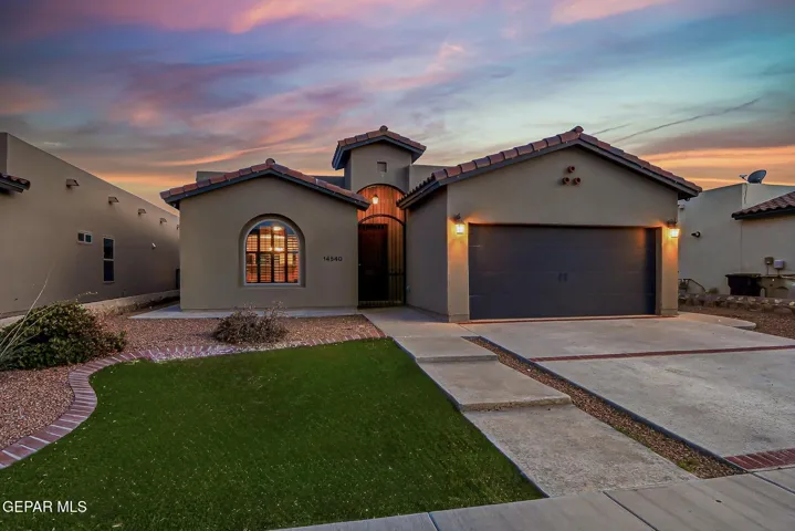 14540 Alton Oaks, El Paso, Texas 79938