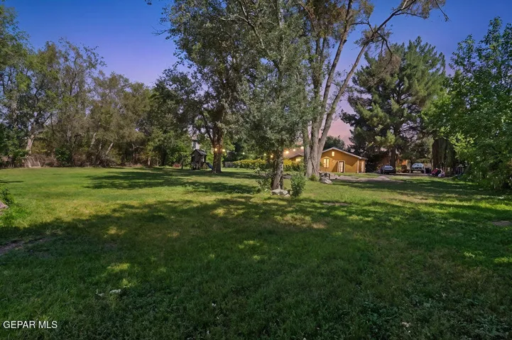810 Fairway Circle, El Paso, Texas 79922