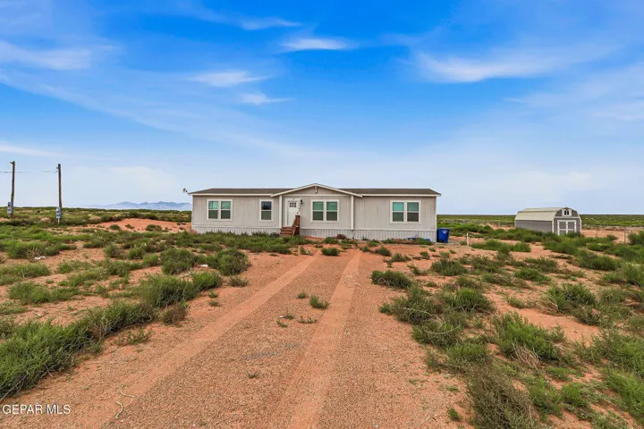 1385 Thar Desert Drive, Chaparral, New Mexico 88081