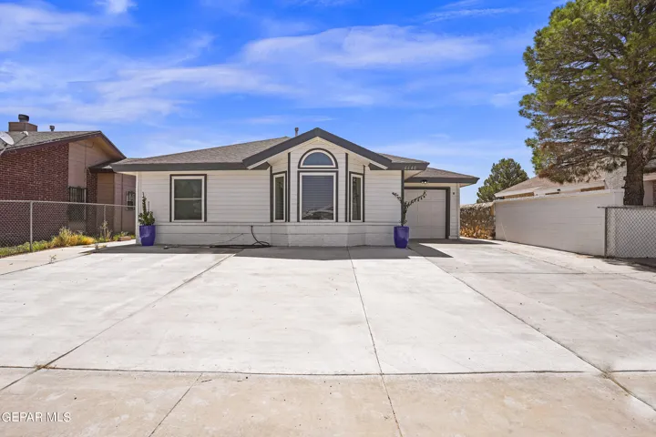 6640 Star Of India Lane, El Paso, Texas 79924