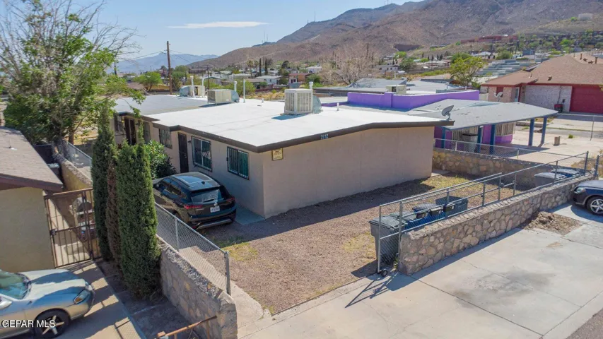 2812 Van Buren Avenue A, El Paso, Texas 79930