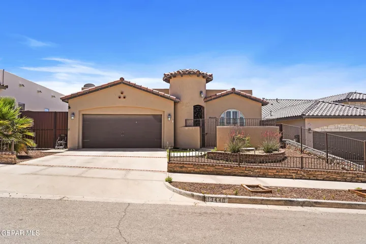 13440 Emerald Ranch Lane, Horizon City, Texas 79928