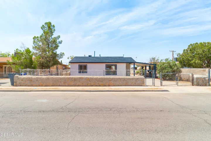 7702 Hermosillo Drive, El Paso, Texas 79915