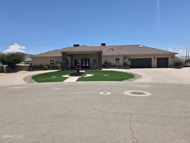 6300 Camino Pinon Place, El Paso, Texas 79932