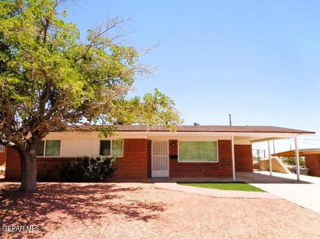 8724 Polaris Street, El Paso, Texas 79904