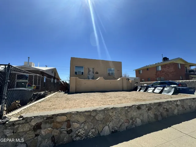 3204 Frankfort Avenue, El Paso, Texas 79930