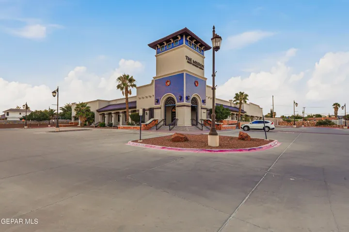 11860 Vista Del Sol Drive, El Paso, Texas 79936