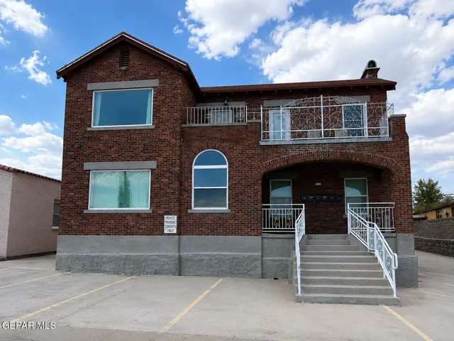 3015 Altura Avenue 7, El Paso, Texas 79930