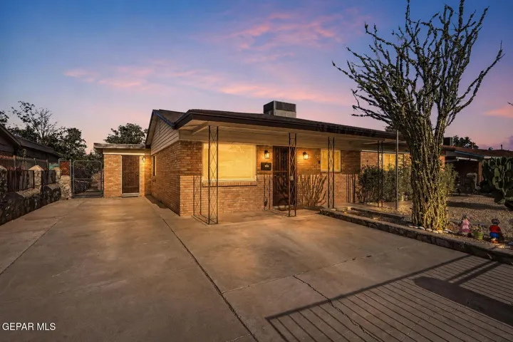 10544 Brisbane Way, El Paso, Texas 79924