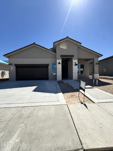 544 Paseo De La Reina Street, El Paso, Texas 79928