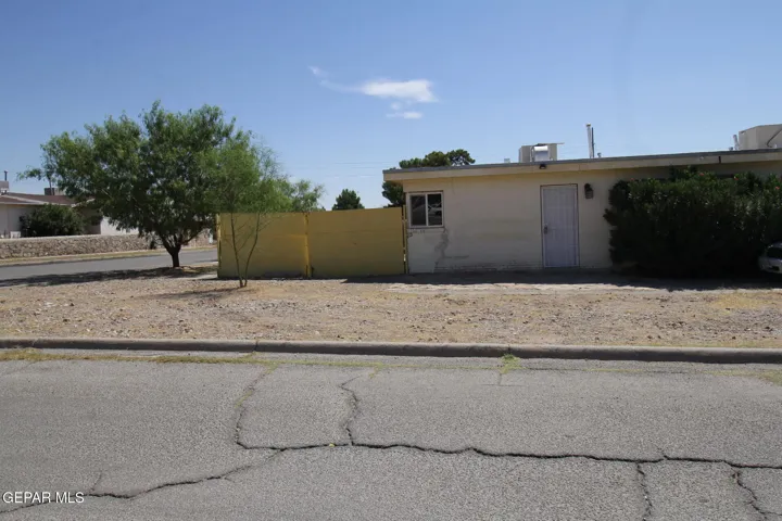 3900 Flory Avenue 1, El Paso, Texas 79904