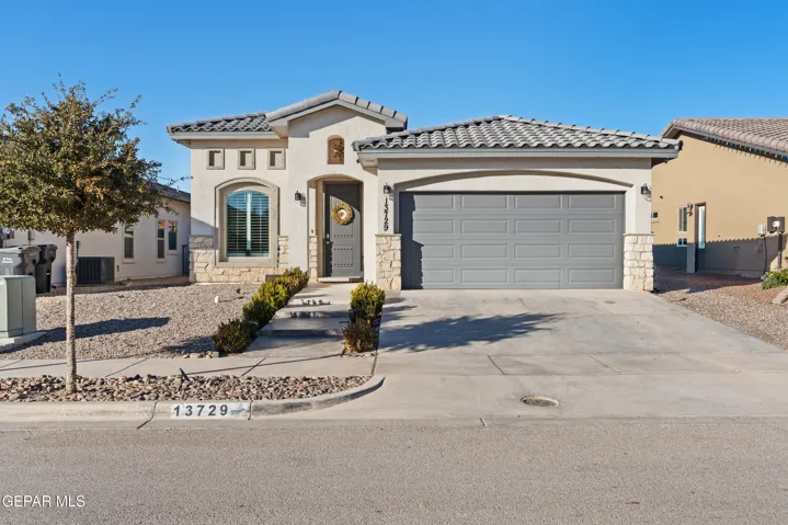 13729 Winford Avenue, Horizon City, Texas 79928