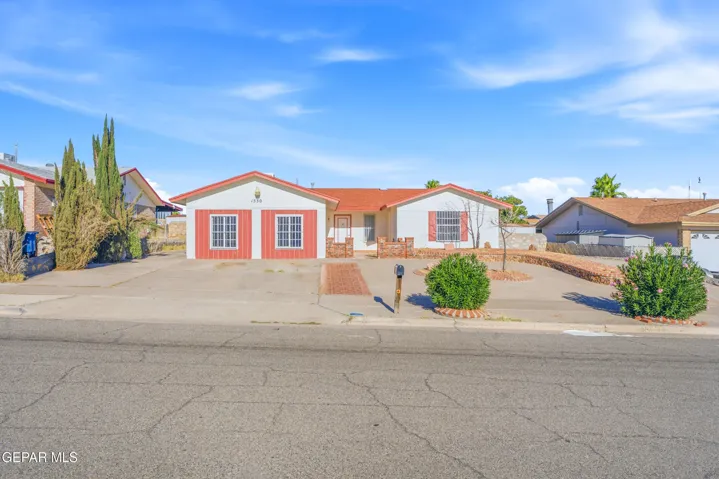 1530 Bob Smith Drive, El Paso, Texas 79936