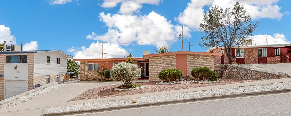 3616 Moonlight Avenue, El Paso, Texas 79904
