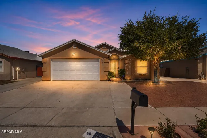 8730 Comet Street, El Paso, Texas 79904