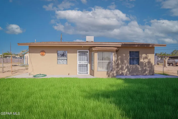 611 Delhi Drive, Socorro, Texas 79927