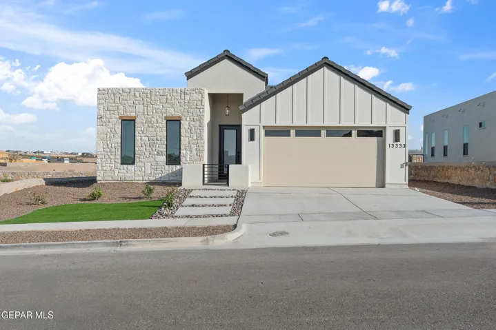 14561 Leyland Parkway, Horizon City, Texas 79928