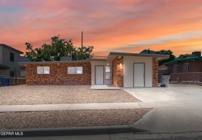 10045 Kellogg Street, El Paso, Texas 79924