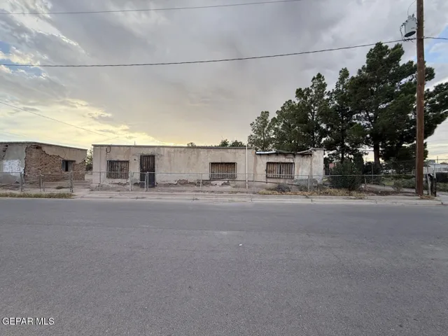 223 Candelaria Street, El Paso, Texas 79907