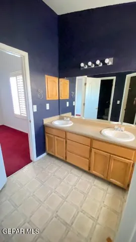 1170